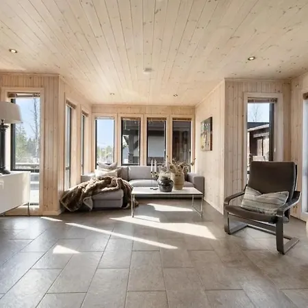 Family By The River In Hovden Feriehus Bykle