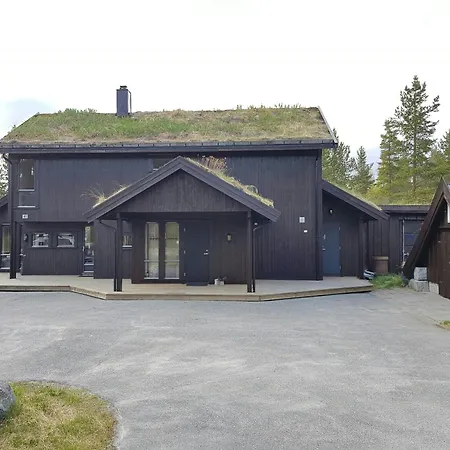 Family By The River In Hovden * Bykle